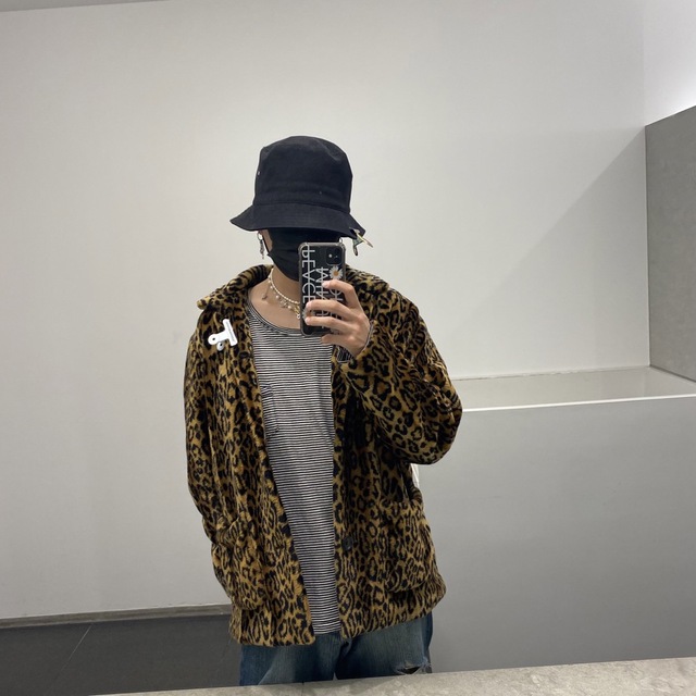 PEACEMINUSONE(ピースマイナスワン)のsupreme leopard jacket g-dragon着用 メンズのジャケット/アウター(ブルゾン)の商品写真