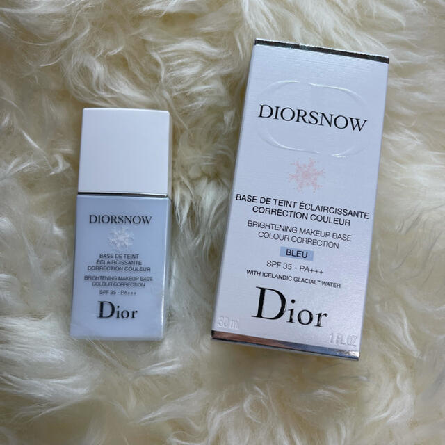 Dior(ディオール)のDIOR スノー　メイクアップ　ベース　UV35 コスメ/美容のベースメイク/化粧品(化粧下地)の商品写真