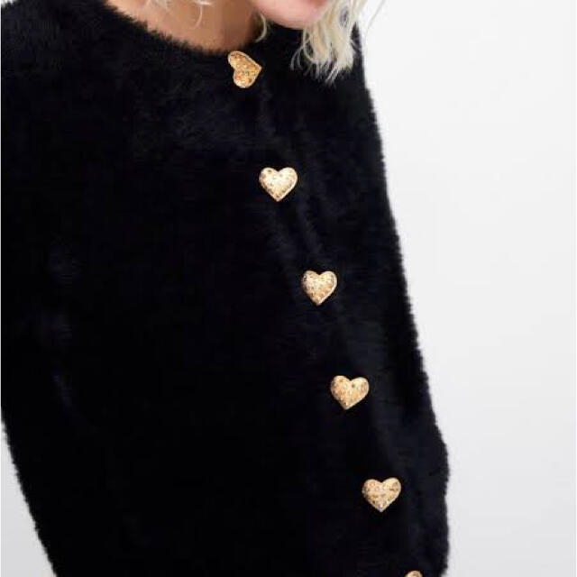ZARA - ZARA ハートボタンカーディガンの通販 by shop|ザラなら ZARA - ZARA ハートボタンカーディガンの通販 by shop|ザラなら