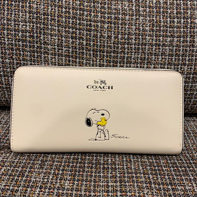 コーチレディース財布 | スヌーピー白 | COACH New York　箱と袋