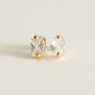 シールームリン(SeaRoomlynn)のSeaRoomlynn🐚Smallジルコニアピアス ゴールド 新品(ピアス)