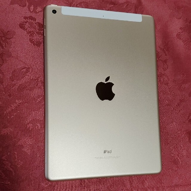Apple(アップル)の美品 iPad IPAD WI-FI 32GB Gold simフリー スマホ/家電/カメラのPC/タブレット(タブレット)の商品写真