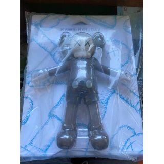 生産完了商品 送料込 新品 KAWS HOLIDAY フィギュア HONGKONG