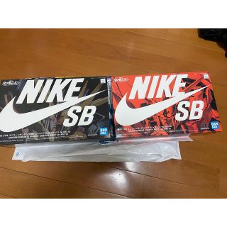 ナイキ(NIKE)のＨＧ 1/144 ユニコーンガンダム＆バンシィVer.NIKE SB 2体セット(模型/プラモデル)