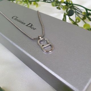 クリスチャンディオール(Christian Dior)のクリスチャン・ディオール ネックレス CDロゴ 縦ロゴ 箱付き シルバー 銀色(ネックレス)