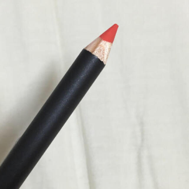 MAC(マック)のMAC オレンジリップペンシル コスメ/美容のベースメイク/化粧品(リップライナー)の商品写真