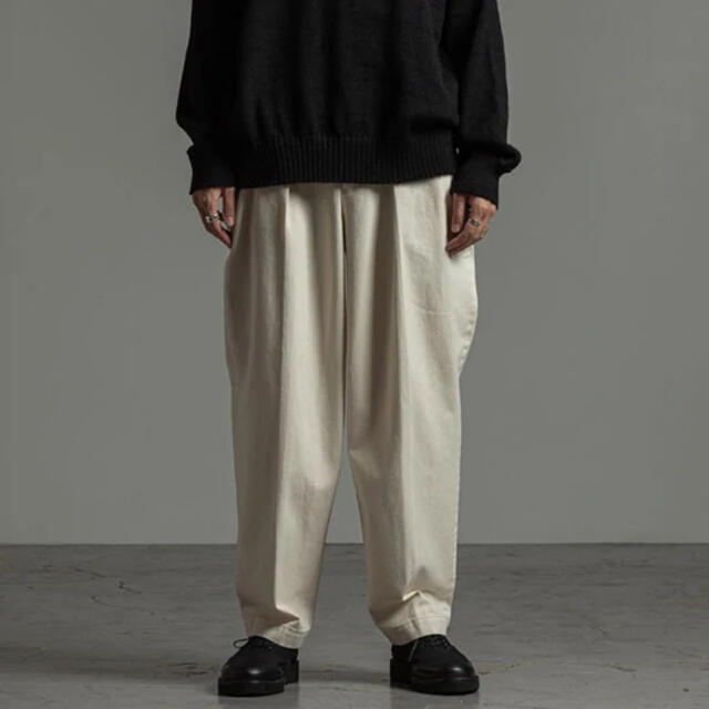 MARKAWEAR - 試着のみMARKAWARE CLASSIC FIT TROUSERS エクリュ1の通販