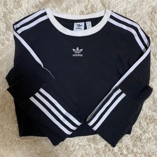 adidas - 【専用】adidas クロップド ショート丈 トップスの通販 by ...