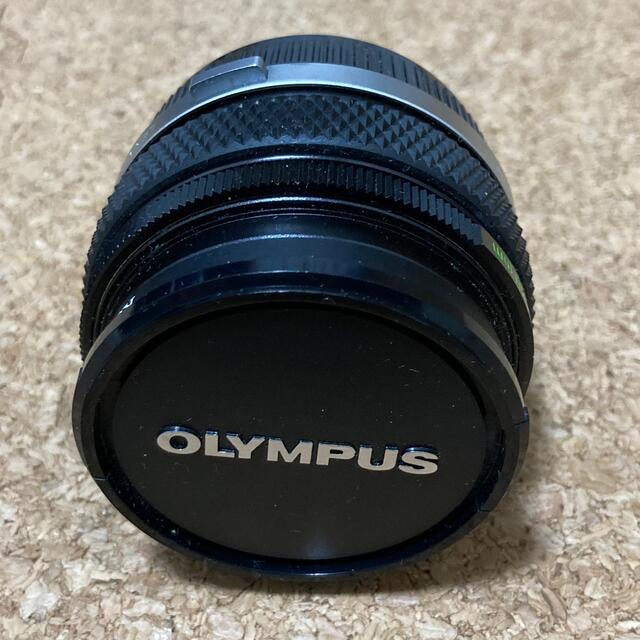 OLYMPUS(オリンパス)のOLYMPUS OM-SYSTEM ZUIKO広角レンズ24mm F2.8 スマホ/家電/カメラのカメラ(レンズ(単焦点))の商品写真