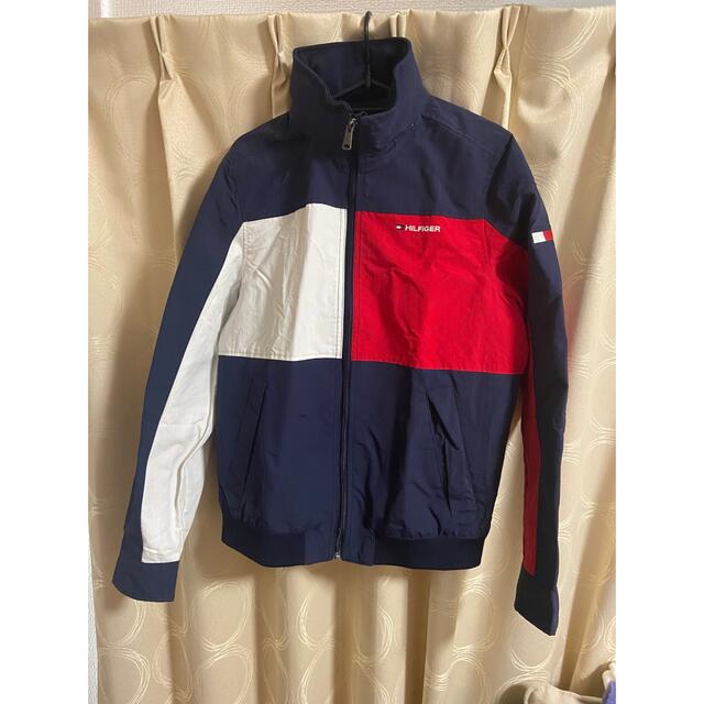 TOMMY HILFIGER(トミーヒルフィガー)のTOMMY HILFIGER ナイロン　ジャケット メンズのジャケット/アウター(ナイロンジャケット)の商品写真