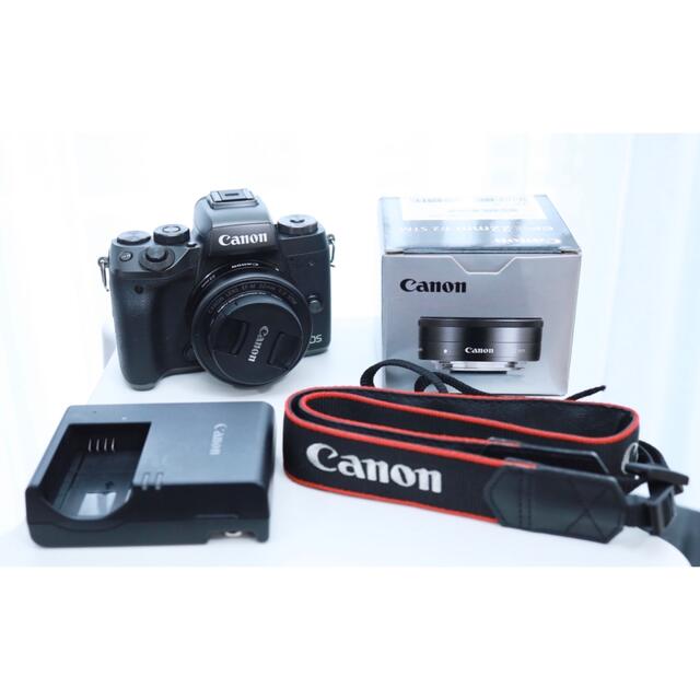 Canon(キヤノン)のCANON EOS M5ボディ/EF-M22mm F2 STM スマホ/家電/カメラのカメラ(レンズ(単焦点))の商品写真