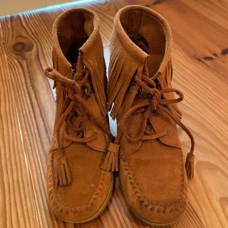 ミネトンカ(Minnetonka)のミネトンカウェッジブーツ(ブーツ)