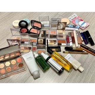 クリニーク(CLINIQUE)の1/2までの出品♡CLIOパレット.エリクシールパウダー等♡コスメ45点(アイシャドウ)