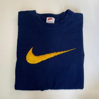 ナイキ(NIKE)のnike ノースリーブ(Tシャツ(半袖/袖なし))