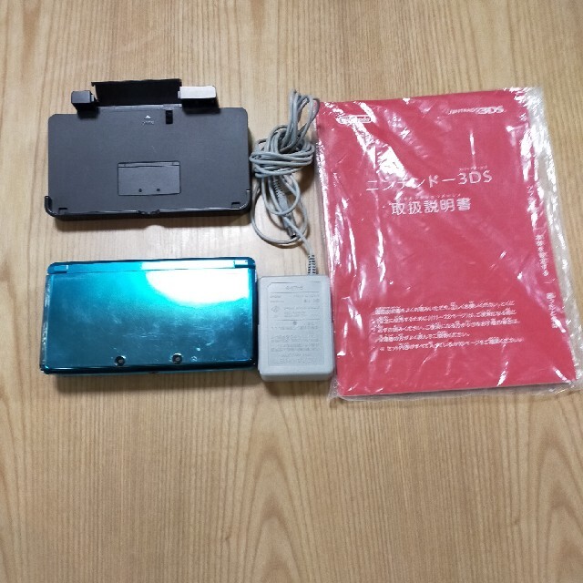 任天堂(ニンテンドウ)の3DS本体ジャンク品 エンタメ/ホビーのゲームソフト/ゲーム機本体(家庭用ゲーム機本体)の商品写真