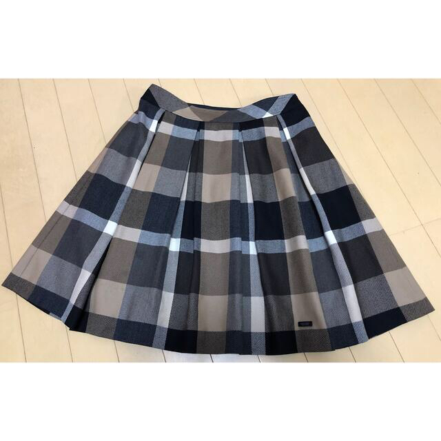 BURBERRY BLUE LABEL(バーバリーブルーレーベル)のブルーレーベルクレストブリッジ ウール チェック プリーツ スカート レディースのスカート(ひざ丈スカート)の商品写真