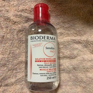 ビオデルマ(BIODERMA)の【MiMi様専用】ビオデルマ　サンシビオ　H2O クレンジング水　250ml(クレンジング/メイク落とし)