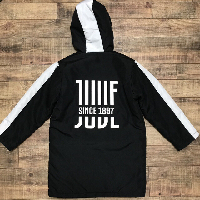 JUVENTUS ユベントス ベンチコート 黒 130cmの通販 by JUVENTUS ユベントス ベンチコート 黒 130cmの通販 by