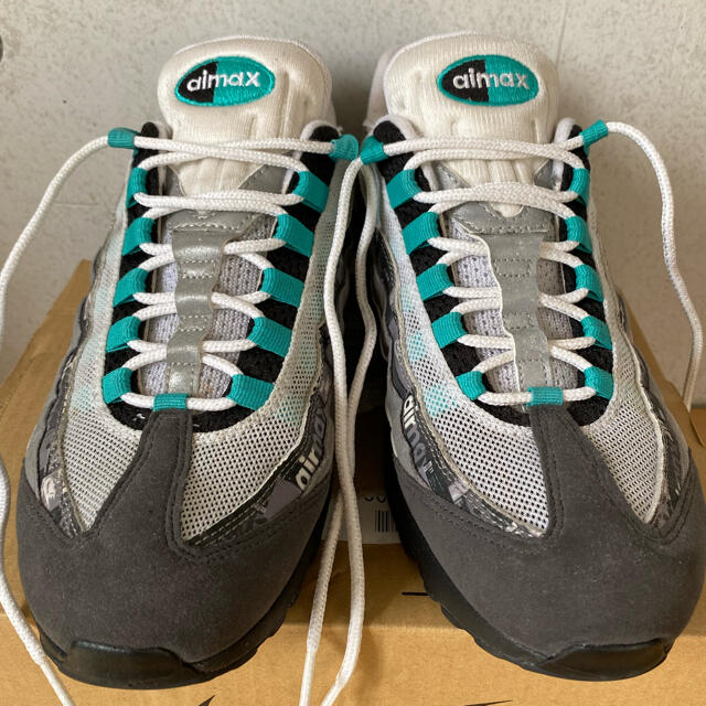 NIKE(ナイキ)のairmax95/NIKE/28cm/atmos/箱•レシート無し/定価以下！ メンズの靴/シューズ(スニーカー)の商品写真