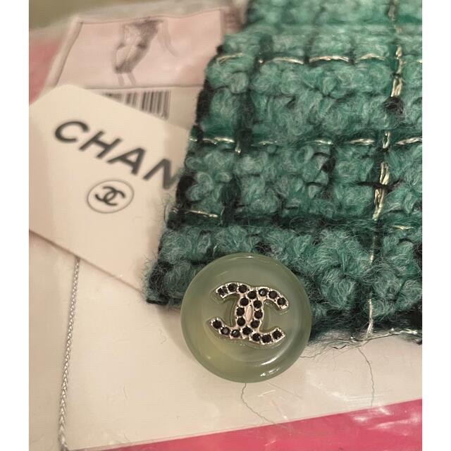 CHANEL(シャネル)のシャネル　CHANEL ワンピース　ボタン ハンドメイドの素材/材料(各種パーツ)の商品写真