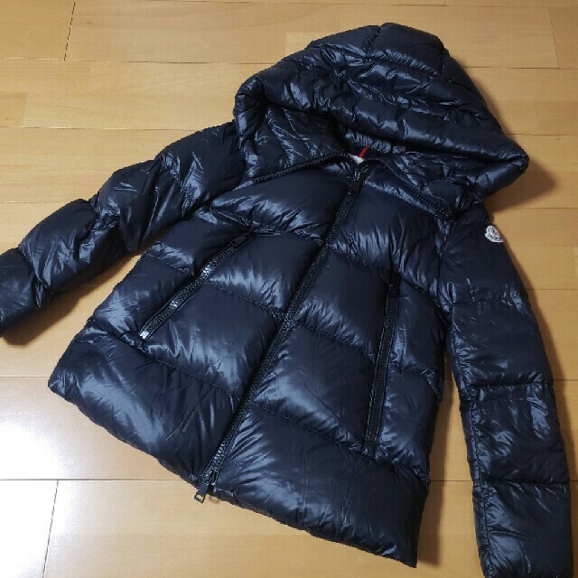 販売実績No.1 週末限定お値下げ MONCLER SERIN 新品未使用 タグ付き