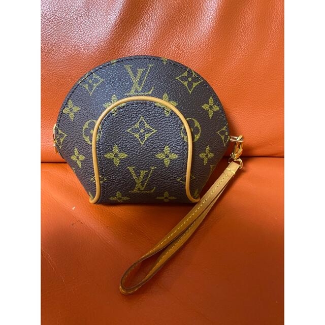 LOUIS VUITTON(ルイヴィトン)の【レア品、美品✨】ルイヴィトン、ポーチ、モノグラム、ミニエリプス レディースのファッション小物(ポーチ)の商品写真