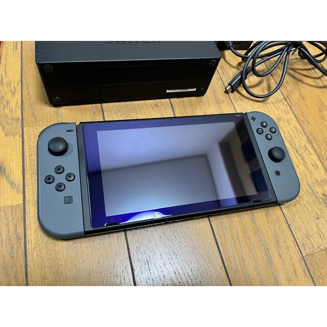 ニンテンドースイッチ　本体　グレー