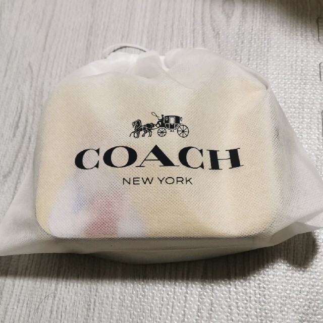 COACH(コーチ)のさる様　専用　ディズニーコラボ　美女と野獣 レディースのバッグ(ハンドバッグ)の商品写真