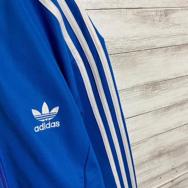 adidas(アディダス)の【即完売モデル】アディダスオリジナルス☆刺繍ワンポイントロゴトラックジャケット メンズのトップス(ジャージ)の商品写真