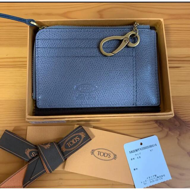 TOD'S(トッズ)のTOD's トッズ レザー カードホルダー/フラグメントケース メンズのファッション小物(コインケース/小銭入れ)の商品写真