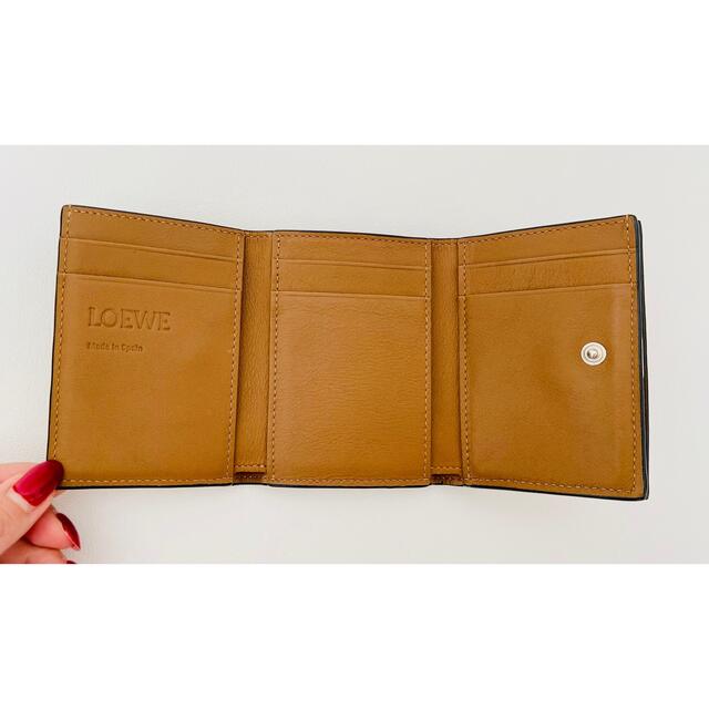 超人気 LOEWE - ☆美品☆ ロエベ LOEWE アナグラム トライフォールド