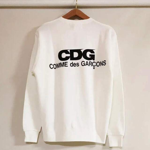 COMME des GARCONS(コムデギャルソン)の新品 送込 コムデギャルソン CDG ロゴ スウェット トレーナー ホワイト メンズのトップス(スウェット)の商品写真