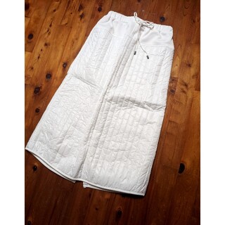 スコットクラブ(SCOT CLUB)の定価9500円 RADIATE キルティング スカート オフホワイト 送料無料(ロングスカート)
