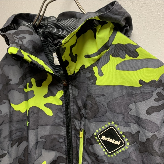 F.C.R.B.(エフシーアールビー)のFCRB  JACKET  ナイロンパーカー メンズのジャケット/アウター(ナイロンジャケット)の商品写真