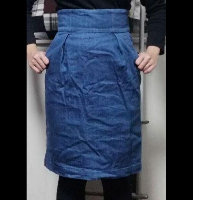 LOWRYS FARM(ローリーズファーム)のデニムスカート レディースのスカート(ひざ丈スカート)の商品写真