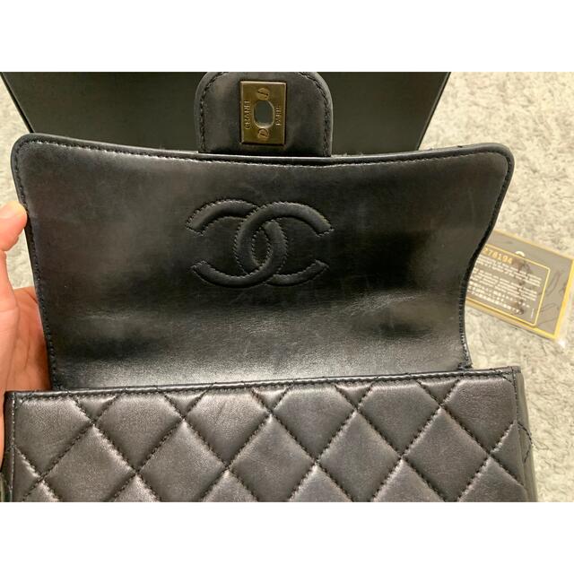 CHANEL(シャネル)のCHANEL ラムスキン　ショルダーバック　ミニマトラッセ　ブラック レディースのバッグ(ショルダーバッグ)の商品写真