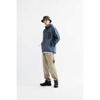 シュプリーム(Supreme)のAnd wander☆超美品 trek long pant(ワークパンツ/カーゴパンツ)