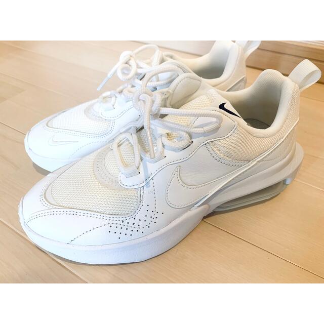 新品♡■NIKE■コートレガシー２４㎝