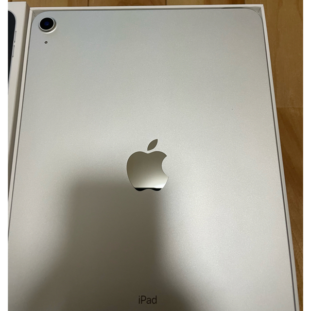 ☆即日発送☆ iPad Air4 Wi-Fi 256GBシルバー+キーボード付き