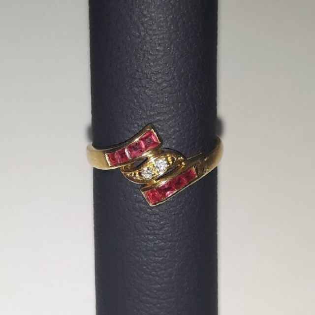 K18ルビーとダイヤモンドの指輪 イエローゴールドリング レディースのアクセサリー(リング(指輪))の商品写真