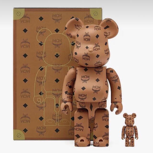 MEDICOM TOY(メディコムトイ)のBE@RBRICK MCM 100% & 400%  キッズ/ベビー/マタニティのおもちゃ(知育玩具)の商品写真