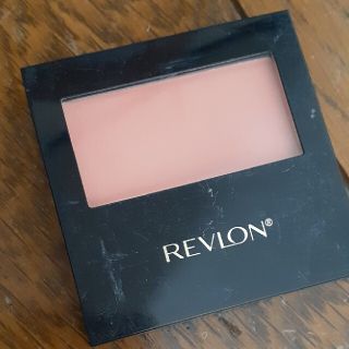 レブロン(REVLON)のレブロン☆マットパウダーブラッシュ　108.シルキーブラッシュ、ピンク。中古(チーク)