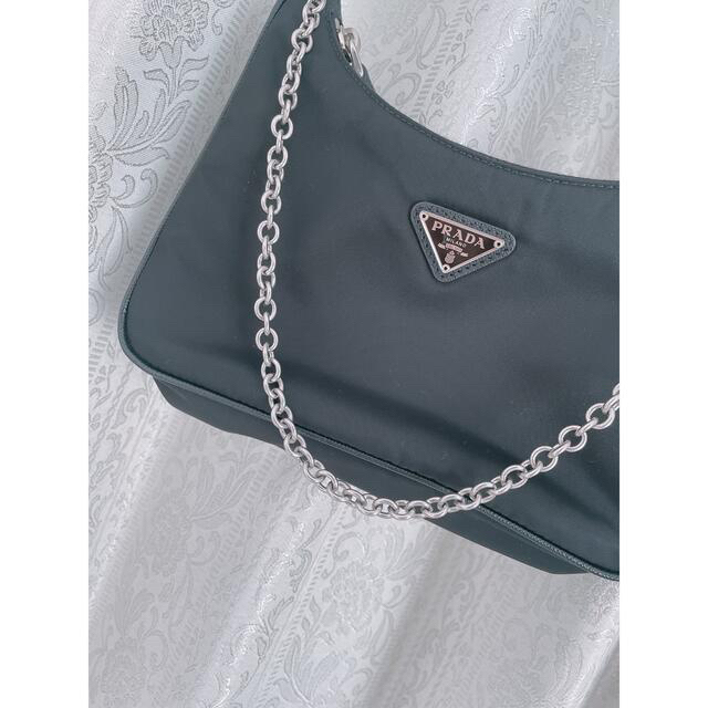 PRADA(プラダ)のプラダ Re-Edition 2005 Re Nylon バッグ レディースのバッグ(ショルダーバッグ)の商品写真