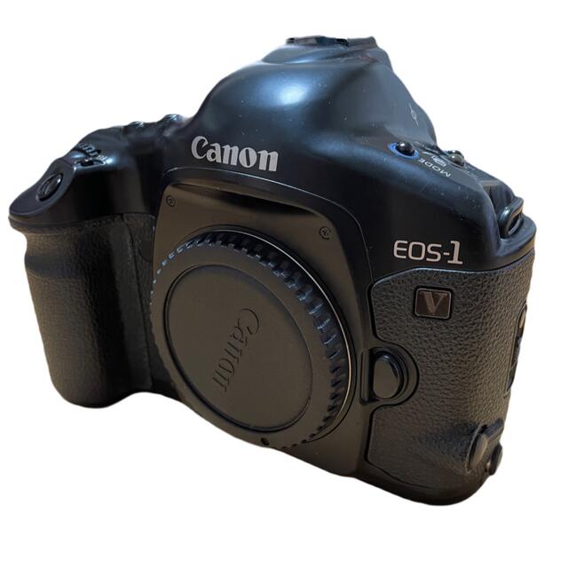 Canon(キヤノン)のセット販売！ Canon EOS-1VHS レンズ17-40mm EW-83E スマホ/家電/カメラのカメラ(フィルムカメラ)の商品写真