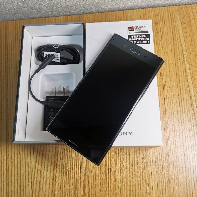 【希少】Xperia XZ Premium 国内版SIMフリースマートフォン本体