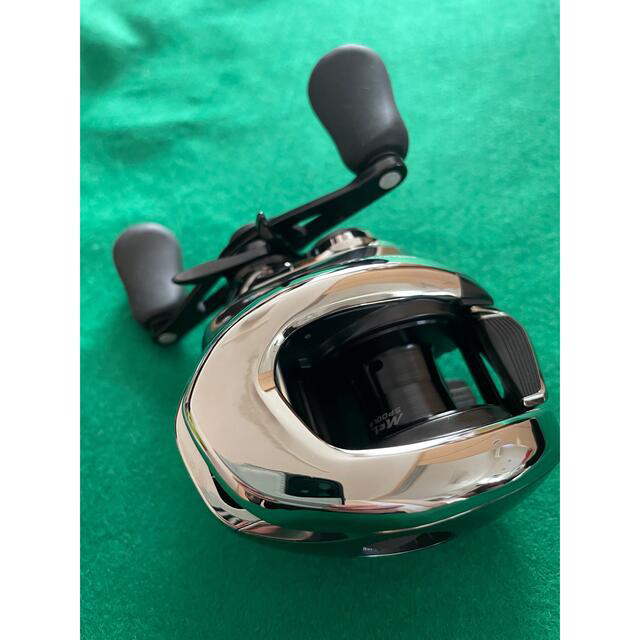 SHIMANO(シマノ)のSHIMANO 21アンタレスDC スポーツ/アウトドアのフィッシング(リール)の商品写真