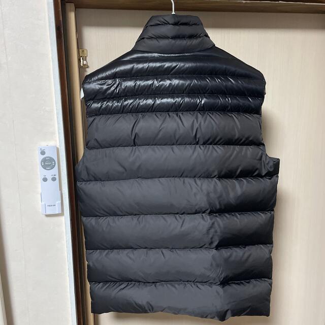 MONCLER(モンクレール)のモンクレール　ダウンベストDUPRESブラック0 メンズのジャケット/アウター(ダウンベスト)の商品写真