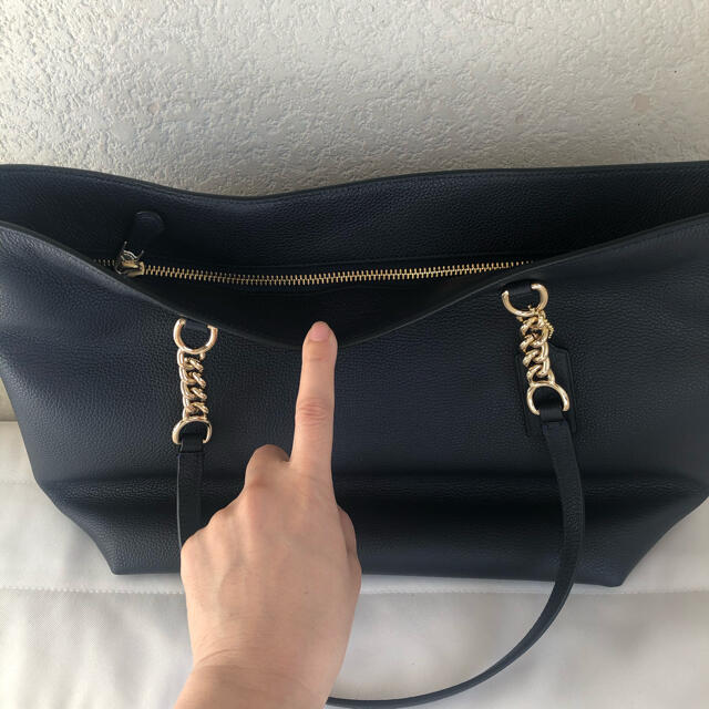 COACH(コーチ)の【専用】COACH コーチ　ショルダーバッグ　ネイビー レディースのバッグ(ショルダーバッグ)の商品写真