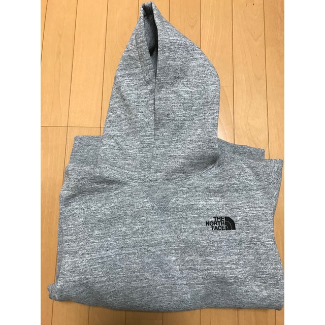 THE NORTH FACE - ノースフェイス スクエアロゴフーディー NT61835の