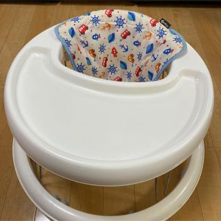 ニシマツヤ(西松屋)の歩行器　ウォーカー　西松屋(歩行器)